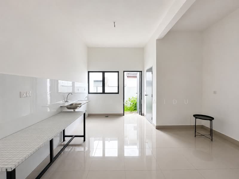2-storey Terraced House for Sale in Rawang (Selangor) - Visaghan Naidu - Kitchen - PropertyGuru.com.my