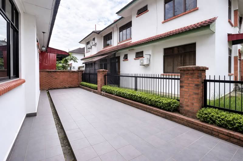 Semi-Detached House for Sale in Taman Sutera (Johor Bahru) - Carson . - Exterior - PropertyGuru.com.my