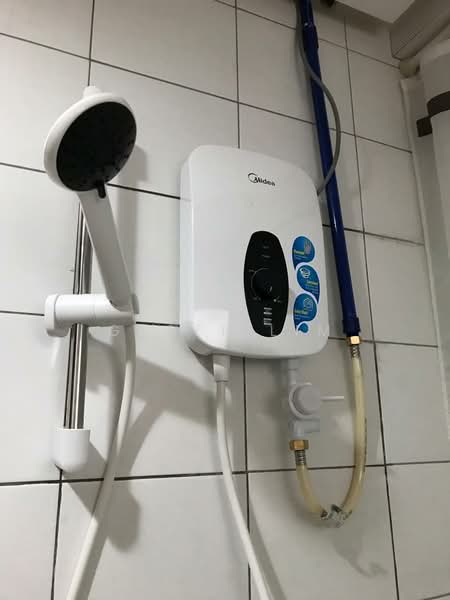Servis Apartment untuk Dijual di PJ8 - Geoff Lim - Bathroom - PropertyGuru.com.my