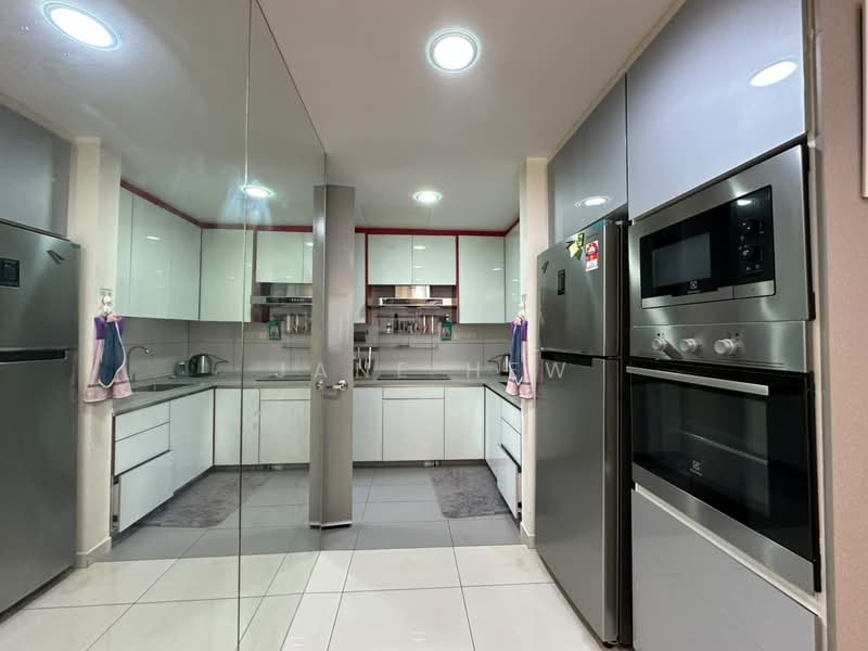 Condominium for Sale at Infiniti 3 Residences - Jane Hew - Kitchen - PropertyGuru.com.my
