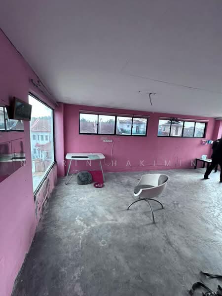 Rumah Teres untuk Dijual di Taman Amanputra (Puchong) - Nazrin Hakimin - PropertyGuru.com.my