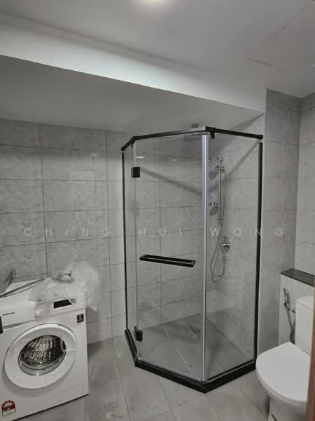Kondominium untuk Disewa di Jesselton Twin Towers - Ching Hui Wong - Bathroom - PropertyGuru.com.my