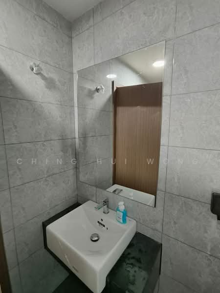 Kondominium untuk Disewa di Jesselton Twin Towers - Ching Hui Wong - Bathroom - PropertyGuru.com.my