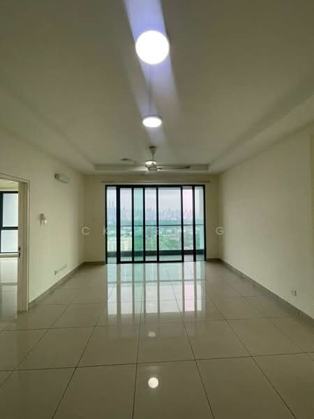 Kondominium untuk Dijual di Ascenda Residence @ Skyarena - CK Teong - Living Room - PropertyGuru.com.my