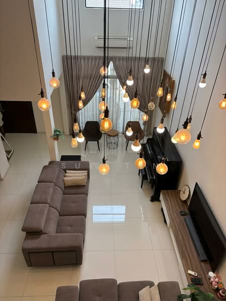 3-storey Terraced House for Sale in Taman Tasik Damai (Sungai Besi) - Suki Tan - Living Room - PropertyGuru.com.my