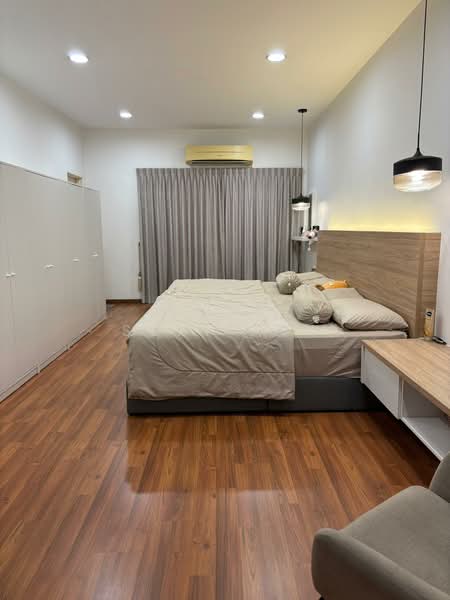 3-storey Terraced House for Sale in Taman Tasik Damai (Sungai Besi) - Suki Tan - Bedroom - PropertyGuru.com.my