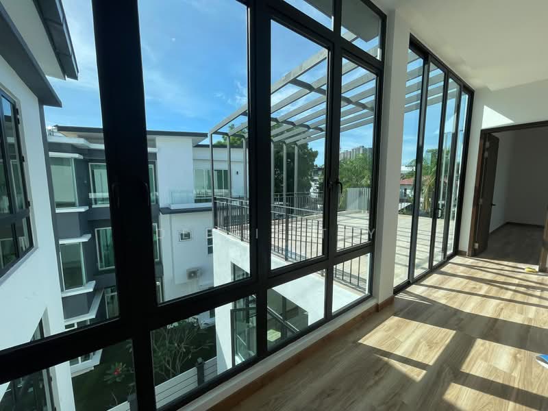 Bungalow for Sale in Taman Equine (Seri Kembangan) - Debbie Tey - Exterior - PropertyGuru.com.my