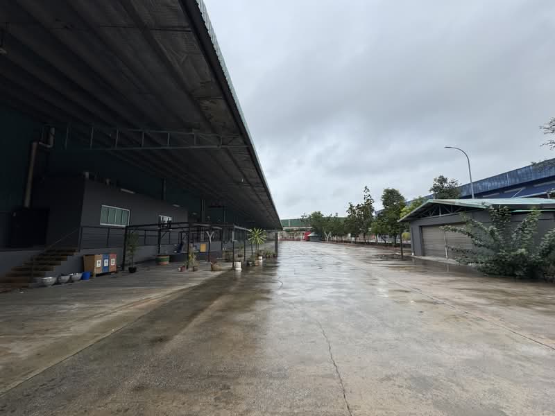 Gudang untuk Dijual di Bukit Jelutong (Shah Alam) - YL Tey - Exterior - PropertyGuru.com.my