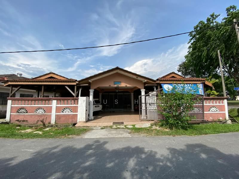 Rumah Teres untuk Dijual di Taman Desa Meru Indah (Kapar) - Firdaus Husin - Exterior - PropertyGuru.com.my