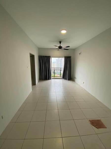 Kondominium untuk Dijual di Residensi Platinum Teratai - CK Teong - Living Room - PropertyGuru.com.my