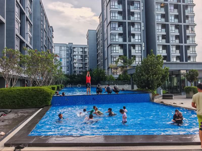 Servis Apartment untuk Dijual di Paramount Utropolis - Hong Ng - Exterior - PropertyGuru.com.my