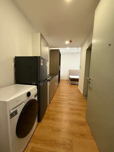Servis Apartment untuk Dijual di Paramount Utropolis - Hong Ng - Corridor - PropertyGuru.com.my
