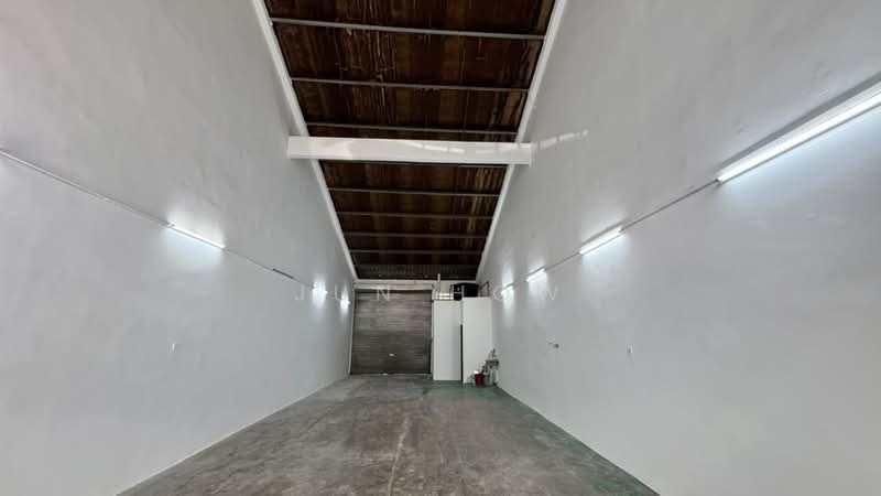 Factory for Rent in Bandar Sri Damansara (Selangor) - Jun How - Interior - PropertyGuru.com.my