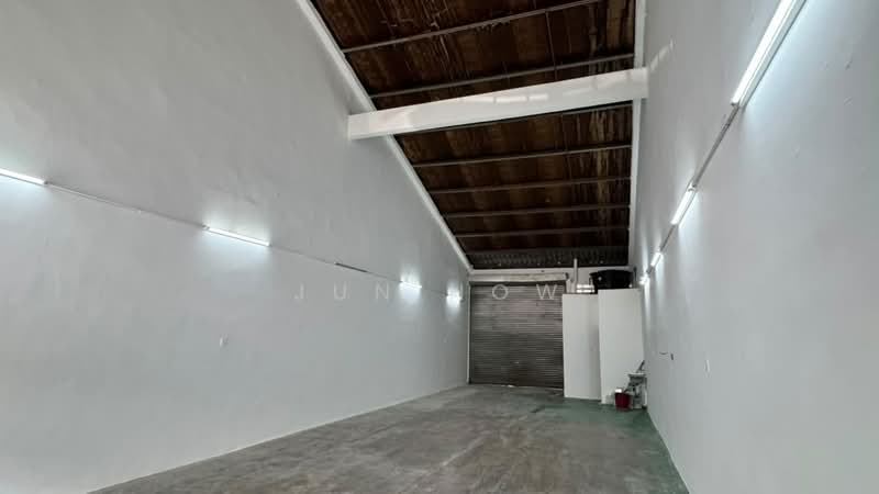 Factory for Rent in Bandar Sri Damansara (Selangor) - Jun How - Interior - PropertyGuru.com.my