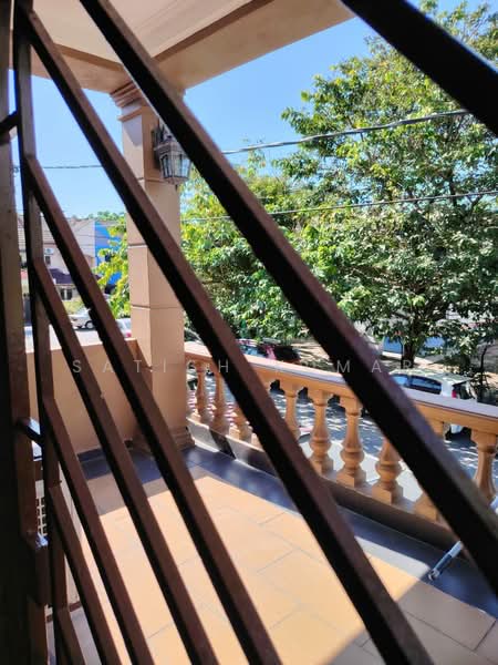 Rumah Teres 2 Tingkat untuk Disewa di Taman Puchong Intan (Puchong) - Satish Kumar - PropertyGuru.com.my