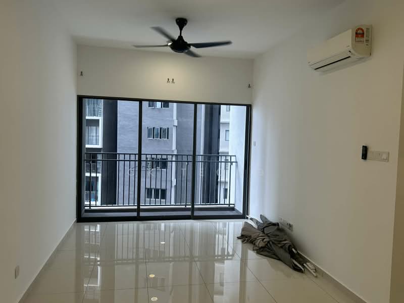 Kondominium untuk Dijual di Seasons Garden Residences - CK Teong - Balcony - PropertyGuru.com.my