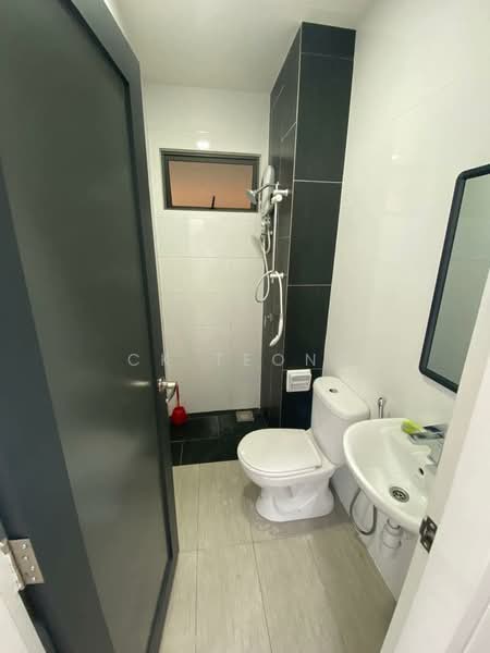 Kondominium untuk Dijual di Seasons Garden Residences - CK Teong - Bathroom - PropertyGuru.com.my