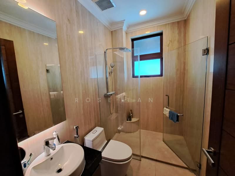 Bungalow for Sale in Saujana (Selangor) - Rose Tan - Bathroom - PropertyGuru.com.my
