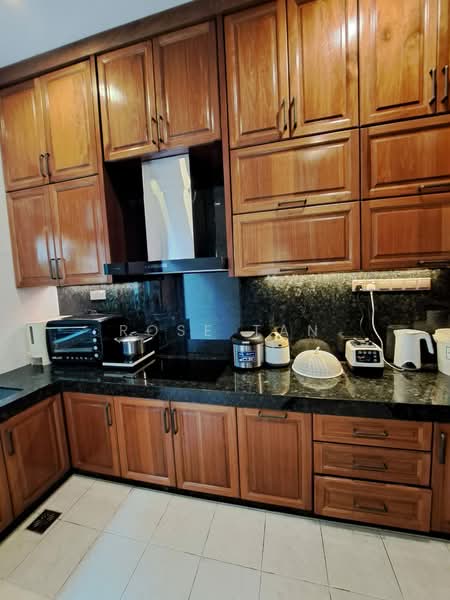Bungalow for Sale in Saujana (Selangor) - Rose Tan - Kitchen - PropertyGuru.com.my