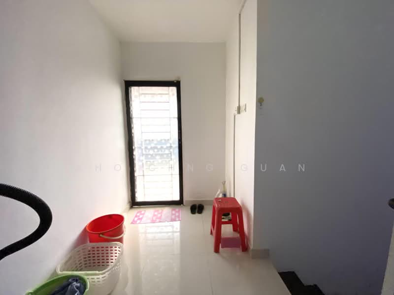 2.5-storey Terraced House for Sale in Taman Meranti Jaya (Puchong) - Kho Chng Guan - Entrance - PropertyGuru.com.my