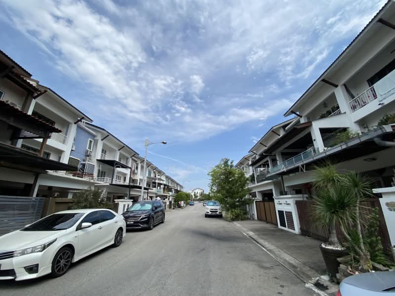 2.5-storey Terraced House for Sale in Taman Meranti Jaya (Puchong) - Kho Chng Guan - Exterior - PropertyGuru.com.my