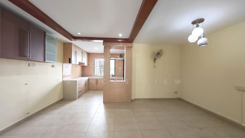 2-storey Terraced House for Rent in Bandar Putra Permai (Seri Kembangan) - Frances Liew - Kitchen - PropertyGuru.com.my