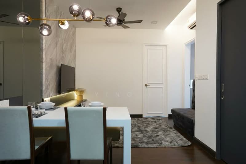 Pangsapuri untuk Dijual di V Residence Suites @ Sunway Velocity - Koo Ying Kang - Living Room - PropertyGuru.com.my