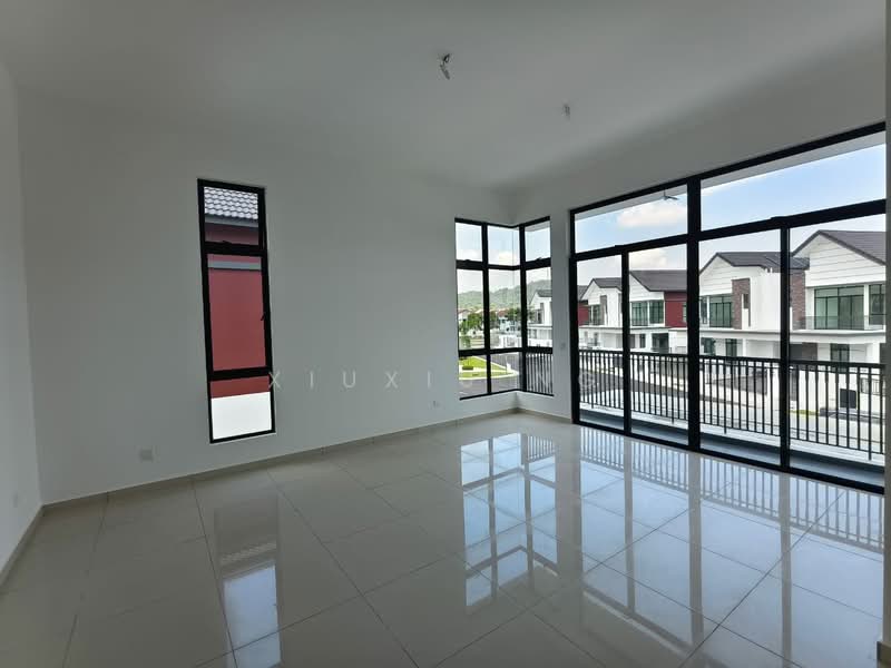 Semi-Detached House for Sale in Setia Eco Gardens (Gelang Patah) - Xiuxiu Ng - Living Room - PropertyGuru.com.my