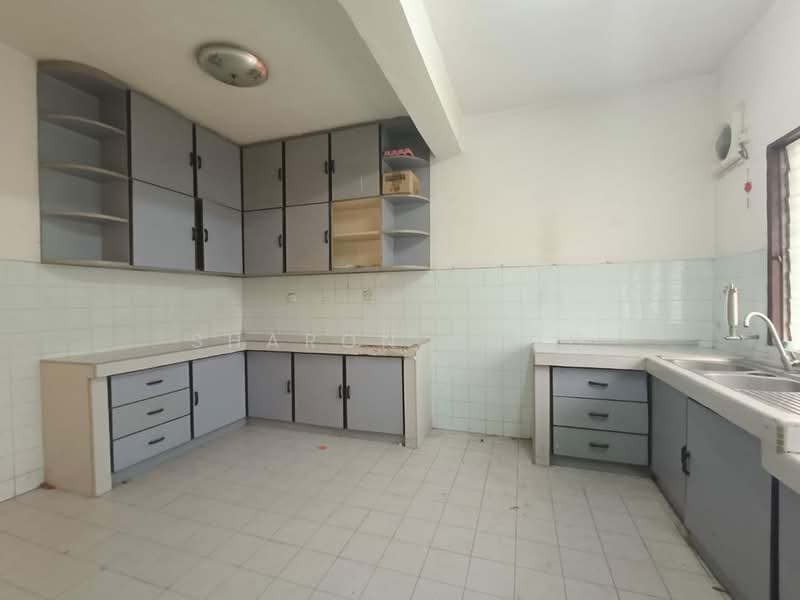Rumah Teres 2-Tingkat untuk Dijual di Subang Jaya (Selangor) - Sharon Choo - Kitchen - PropertyGuru.com.my