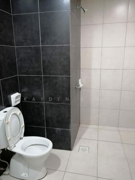 Servis Apartment untuk Disewa di D'Pulze Cyberjaya - Kayden Siah - Bathroom - PropertyGuru.com.my