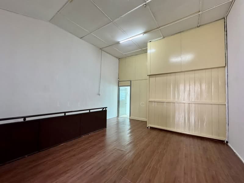Shop for Rent in George Town (Penang) - Lee Xue Chen - Interior - PropertyGuru.com.my