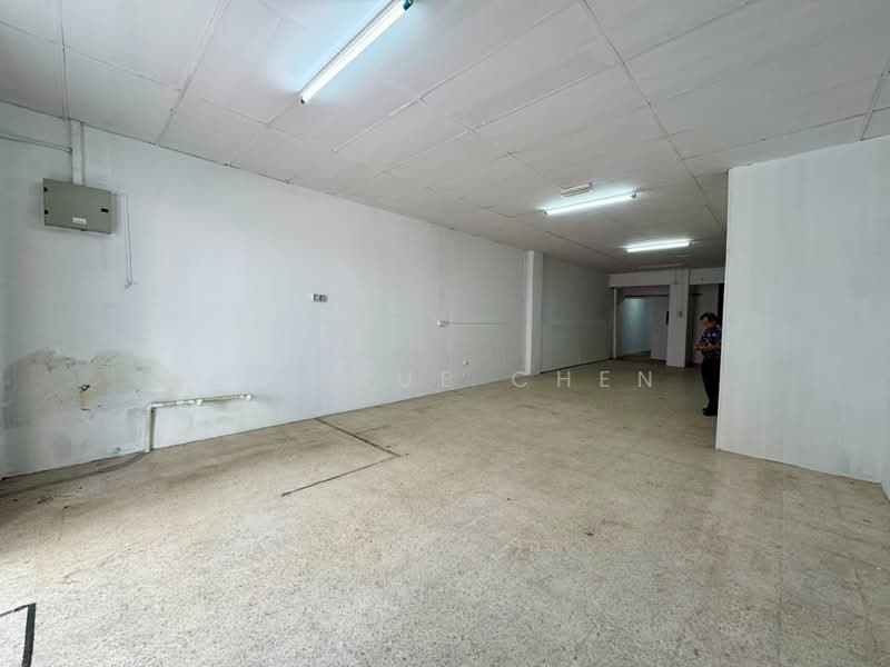 Shop for Rent in George Town (Penang) - Lee Xue Chen - Interior - PropertyGuru.com.my