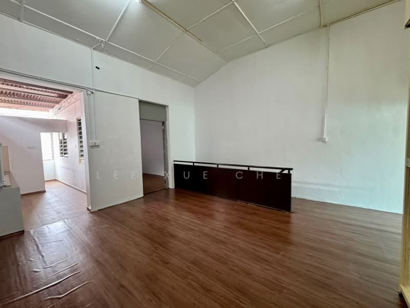 Shop for Rent in George Town (Penang) - Lee Xue Chen - Interior - PropertyGuru.com.my