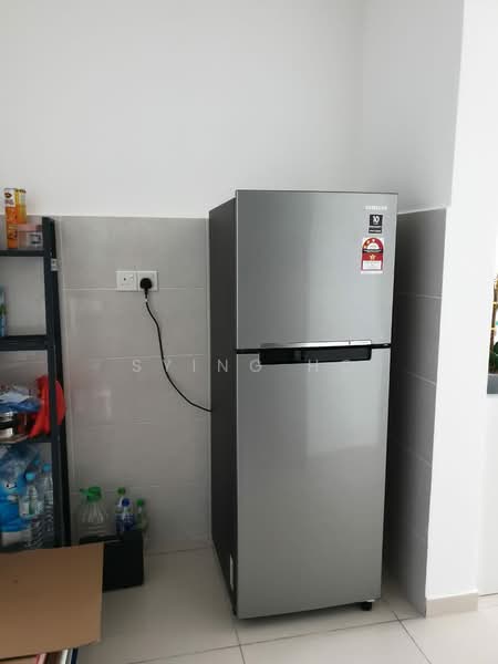 Condominium for Rent at Iris Residence - Sying Ho - Kitchen - PropertyGuru.com.my
