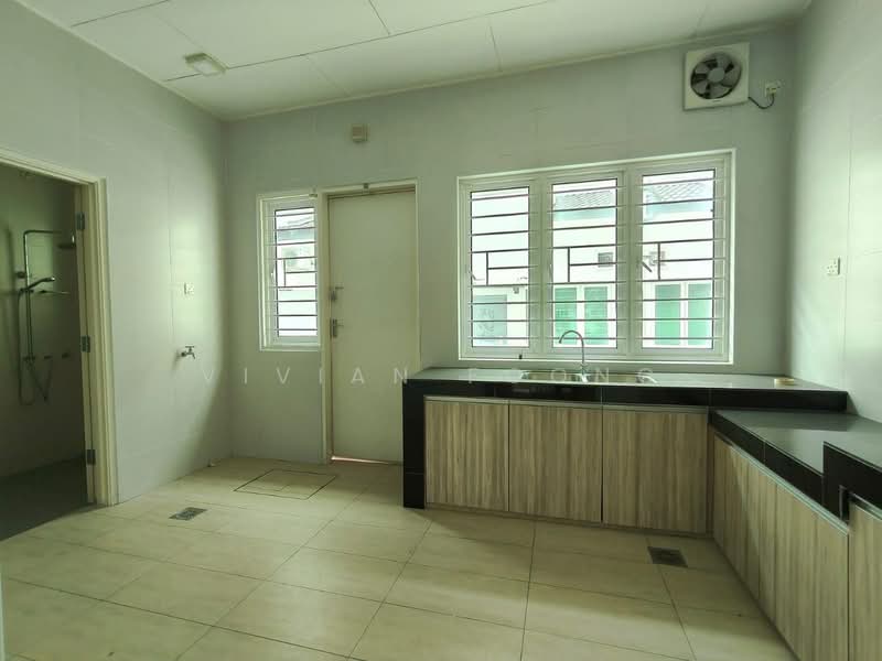2-storey Terraced House for Rent in Seri Beringin (Lahat) - Vivian Foong - Kitchen - PropertyGuru.com.my