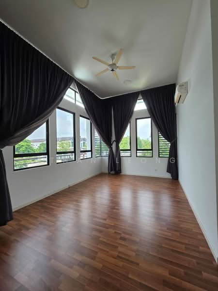 Cluster House for Sale in Eco Majestic (Semenyih) - Ethan Leong - Living Room - PropertyGuru.com.my
