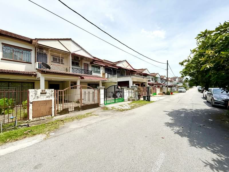 Rumah Teres 2 Tingkat untuk Dijual di Taman Sri Kejora (Kajang) - Najibah Sahari - PropertyGuru.com.my