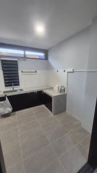 Rumah Teres untuk Disewa di Kuching (Sarawak) - Jeno Tan - Kitchen - PropertyGuru.com.my