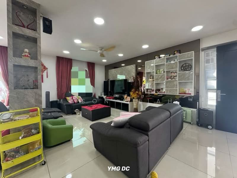 2-storey Terraced House for Sale in Ambang Botanic 2 (Klang) - Mason Chiah - Living Room - PropertyGuru.com.my