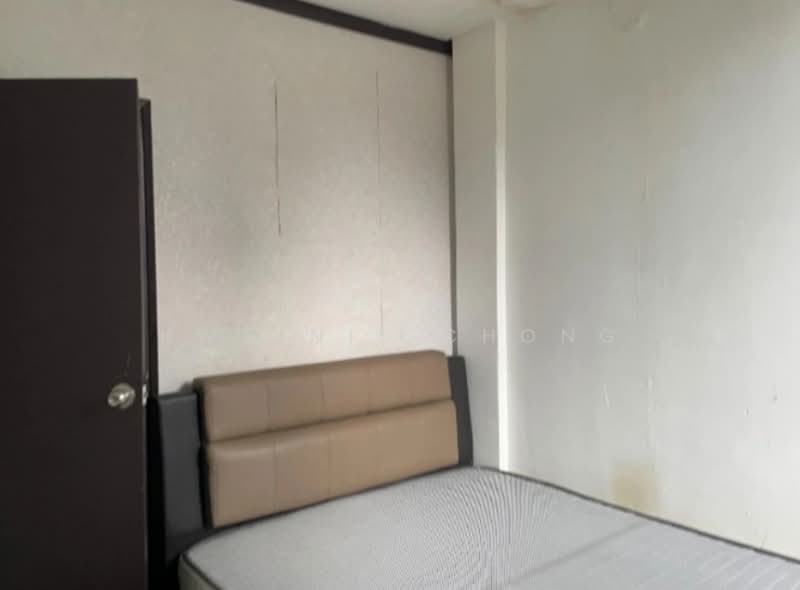 Shop for Sale in Jalan Ipoh (Kuala Lumpur) - Kweenie Chong - Bedroom - PropertyGuru.com.my