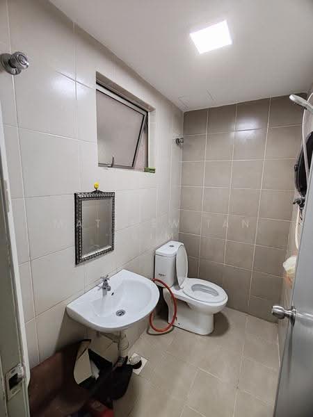 Rumah Bandar untuk Disewa di Bandar Saujana Putra (Tanjong Duabelas) - Matthew Ian Sim - Bathroom - PropertyGuru.com.my