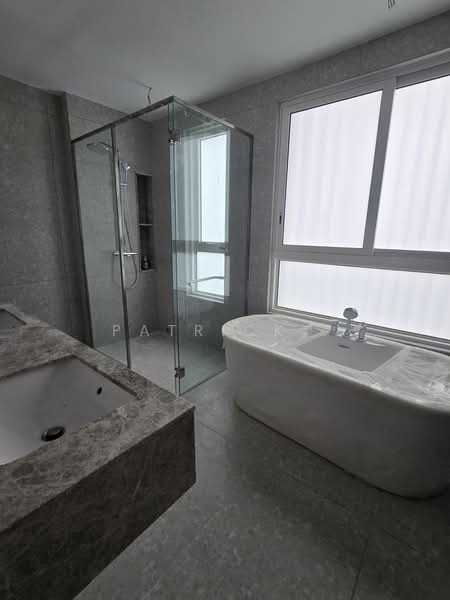 Rumah Teres 3-Tingkat untuk Dijual di Gurney Drive (Penang) - Patrick . - Bathroom - PropertyGuru.com.my