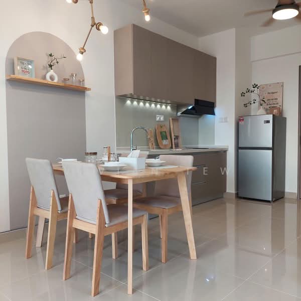 Servis Apartment untuk Disewa di Baron Residence @ Lake City - Vivian Tew - Dining Room - PropertyGuru.com.my
