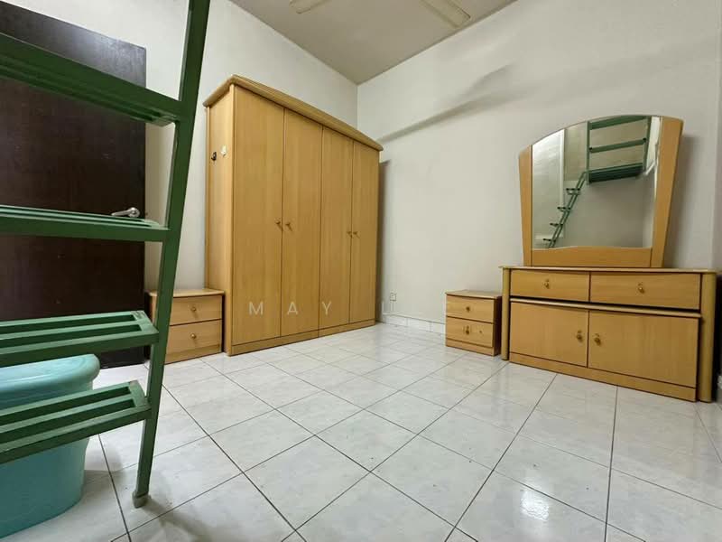 1-storey Terraced House for Sale in Taman Rinting (Masai) - May Lee - Bedroom - PropertyGuru.com.my