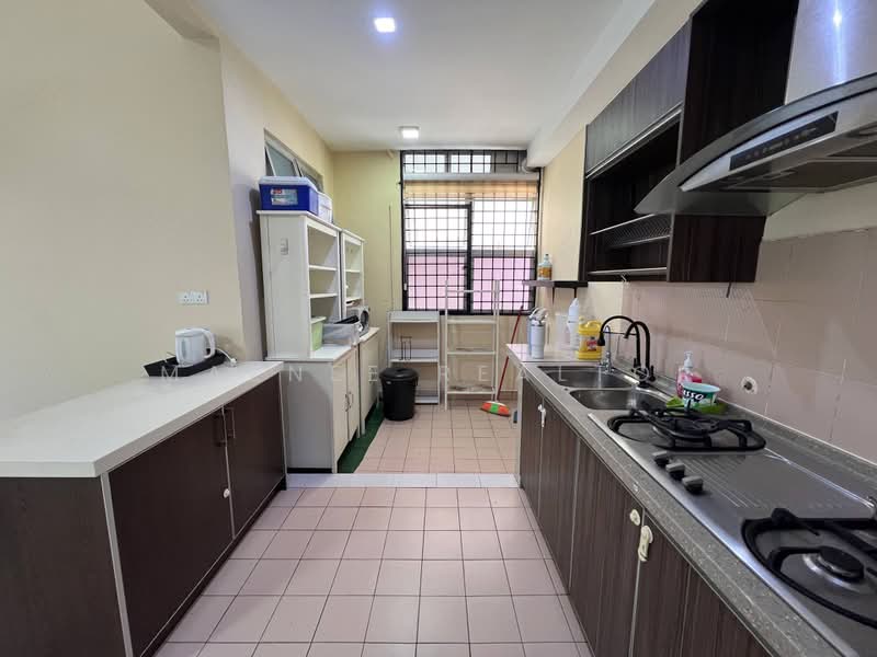 Condominium for Sale at Sri Lojing Condominiums - Maznee Realtor - Kitchen - PropertyGuru.com.my