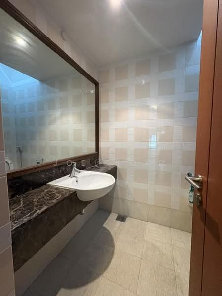 4-storey Terraced House for Sale in Federal Hill (Bangsar) - Joel Loke - Bathroom - PropertyGuru.com.my