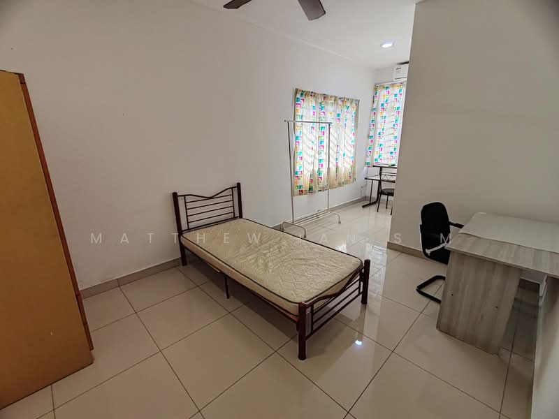 Townhouse for Rent in Bandar Saujana Putra (Tanjong Duabelas) - Matthew Ian Sim - Bedroom - PropertyGuru.com.my