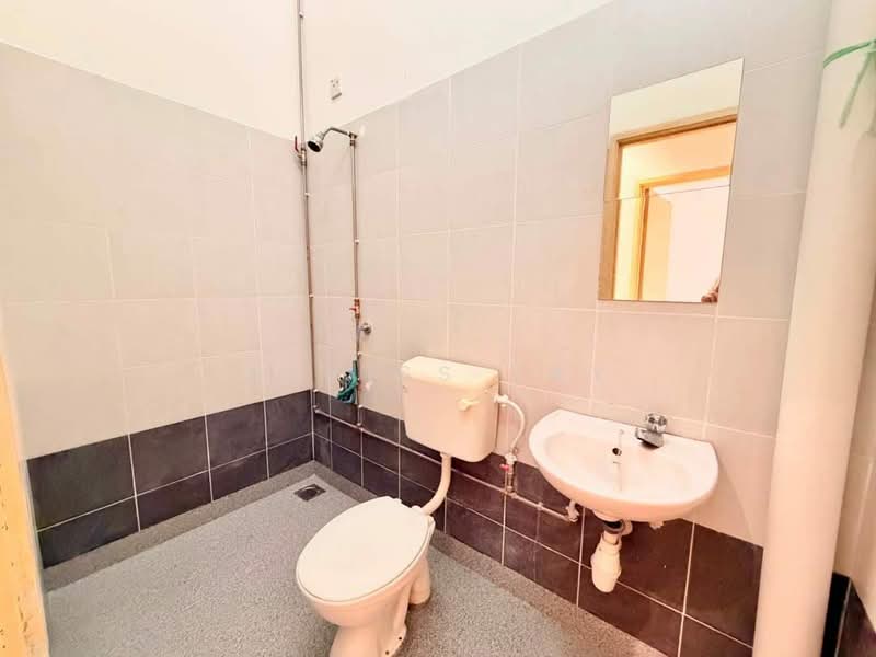Rumah Teres 2-Tingkat untuk Dijual di Bandar Jaya Putra (Johor Bahru) - Alviss Tay - Bathroom - PropertyGuru.com.my