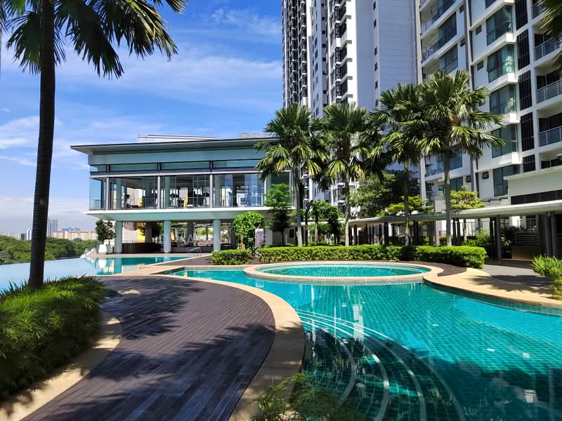 Apartment for Rent at V Residence Suites @ Sunway Velocity - Daniel Lim - Pool - PropertyGuru.com.my