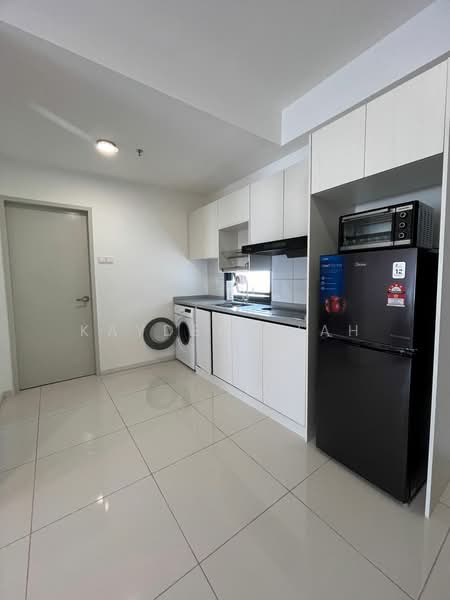 Servis Apartment untuk Disewa di Horizon Suites - Kayden Siah - Kitchen - PropertyGuru.com.my